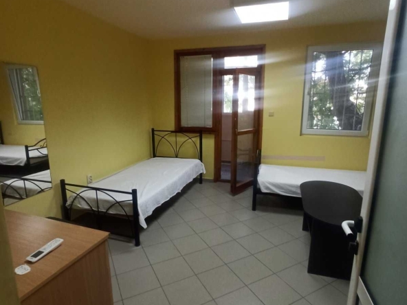 Дава се под наем Едностаен апартамент в Бургас, Братя Миладинови - 45 кв.м за 175 € - Снимка #1