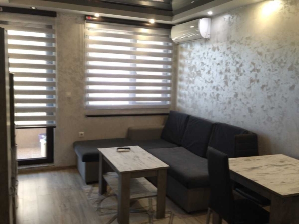 Дава се под наем Двустаен апартамент в Пловдив, Христо Смирненски - 60 кв.м за 400 € - Снимка #1