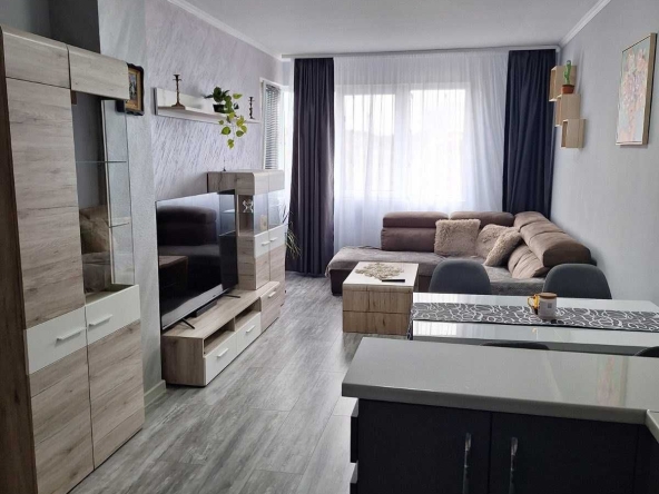 Дава се под наем Двустаен апартамент в Бургас, Меден рудник - зона А - 70 кв.м за 350 € - Снимка #1