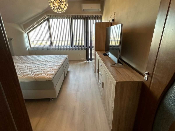 Къща в Куклен - 250 кв.м за 1592 €/кв.м - Снимка #1