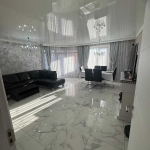 Многостаен апартамент в Пловдив, Остромила - 179 кв.м за 1671 €/кв.м - Снимка #1