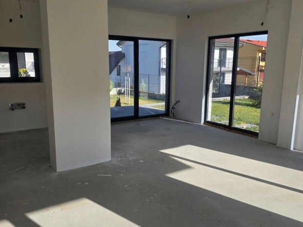 Къща в с. Марково, Област Пловдив - 107 кв.м за 1335 €/кв.м - Снимка #1