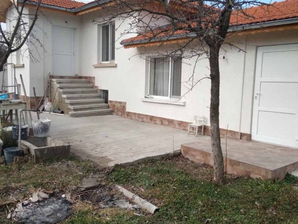 Къща в с. Илия Блъсково, Област Шумен - 120 кв.м за 792 €/кв.м - Снимка #1