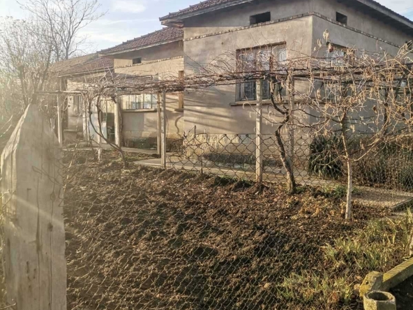 Къща в Разград, Център - 130 кв.м за 432 €/кв.м - Снимка #1