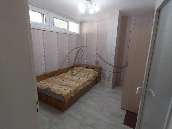 Дава се под наем Едностаен апартамент в Шумен, Болницата - 40 кв.м за 204 € - Снимка #1