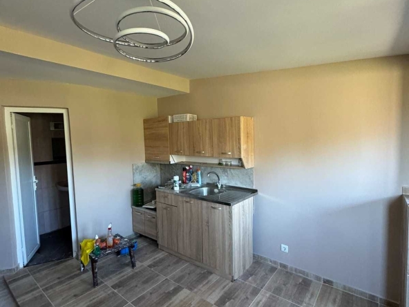 Двустаен апартамент в Бургас, Меден рудник - зона А - 55 кв.м за 1455 €/кв.м - Снимка #1