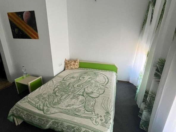 Дава се под наем  в Бургас, Център - 30 кв.м за 175 € - Снимка #1