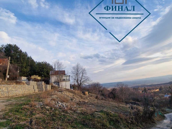 Парцел в с. Осмар, Област Шумен - 1202 кв.м за 34 €/кв.м - Снимка #1