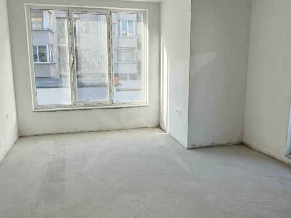 Тристаен апартамент в Пловдив, Кючук Париж - 87 кв.м за 1380 €/кв.м - Снимка #1