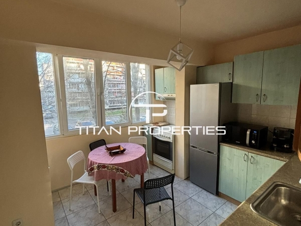 Дава се под наем Двустаен апартамент в Бургас, Славейков - 65 кв.м за 459 € - Снимка #1