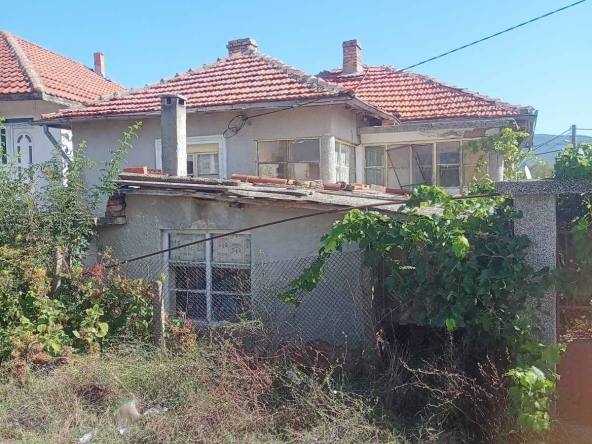 Къща в Айтос - 100 кв.м за 510 €/кв.м - Снимка #1