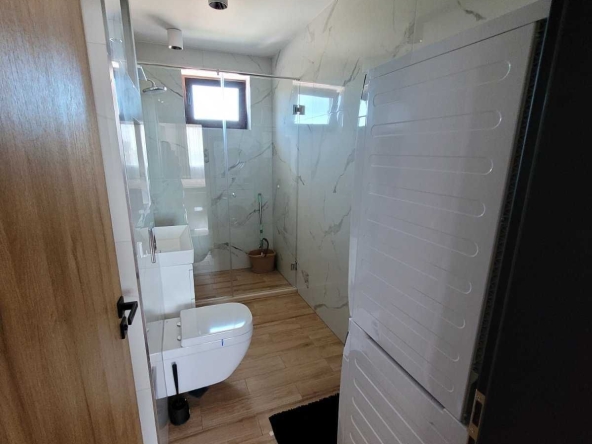 Къща в с. Марково, Област Пловдив - 420 кв.м за 1032 €/кв.м - Снимка #1