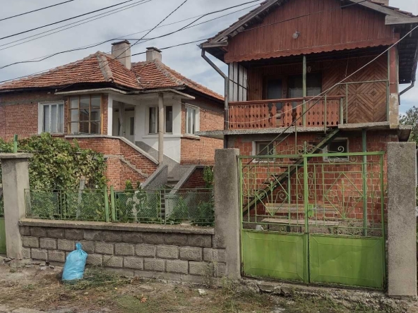 Къща в Елхово - 120 кв.м за 468 €/кв.м - Снимка #1