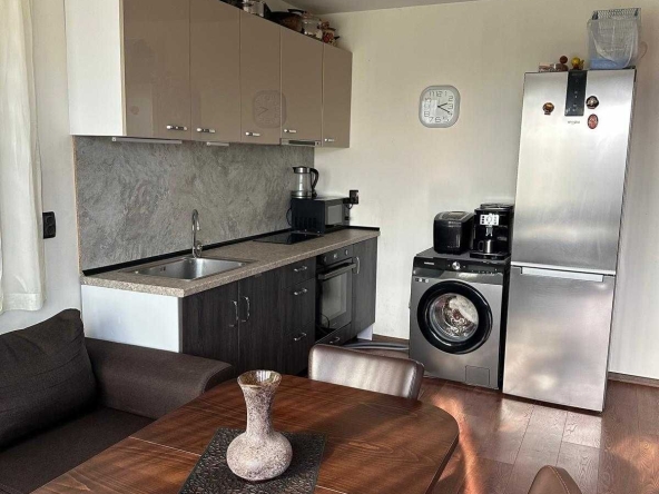 Етаж от къща в Аксаково - 75 кв.м за 1454 €/кв.м - Снимка #1