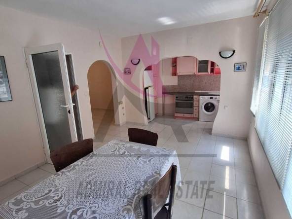 Дава се под наем Тристаен апартамент в Варна, Център - 100 кв.м за 600 € - Снимка #1