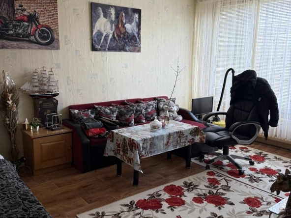 Двустаен апартамент в Перник, Изток - 61 кв.м за 1087 €/кв.м - Снимка #1