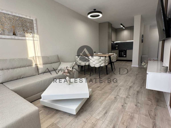 Тристаен апартамент в Пловдив, Съдийски - 96 кв.м за 1844 €/кв.м - Снимка #1