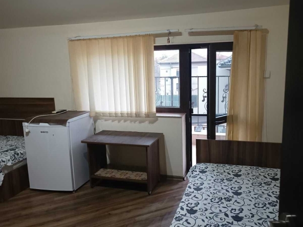 Дава се под наем  в Шумен, Добруджански - 15 кв.м за 112.2 € - Снимка #1