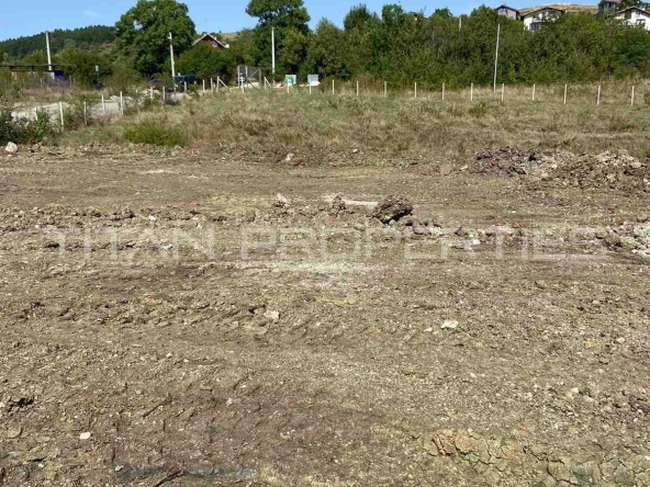 Парцел в с. Клисура, Област София-град - 2809 кв.м за 50 €/кв.м - Снимка #1