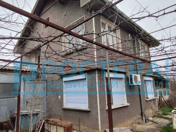 Къща в Търговище, Център - 100 кв.м за 587 €/кв.м - Снимка #1