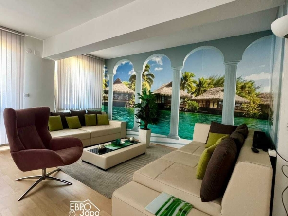 Тристаен апартамент в Стара Загора, Център - 125 кв.м за 1240 €/кв.м - Снимка #1