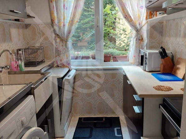 Дава се под наем Двустаен апартамент в Варна, Генералите - 60 кв.м за 400 € - Снимка #1