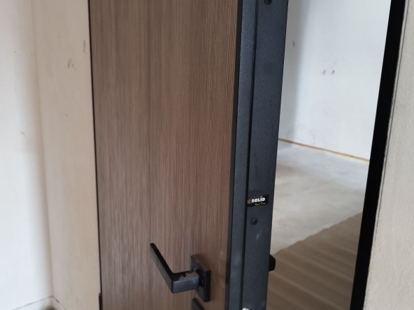 Тристаен апартамент в София, Люлин - център - 109 кв.м за 1651 €/кв.м - Снимка #1