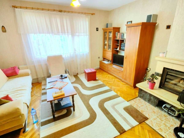 Етаж от къща в Перник, Ралица - 96 кв.м за 938 €/кв.м - Снимка #1