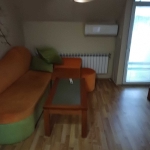 Дава се под наем Тристаен апартамент в Плевен, Дружба 1 - 85 кв.м за 255 € - Снимка #1