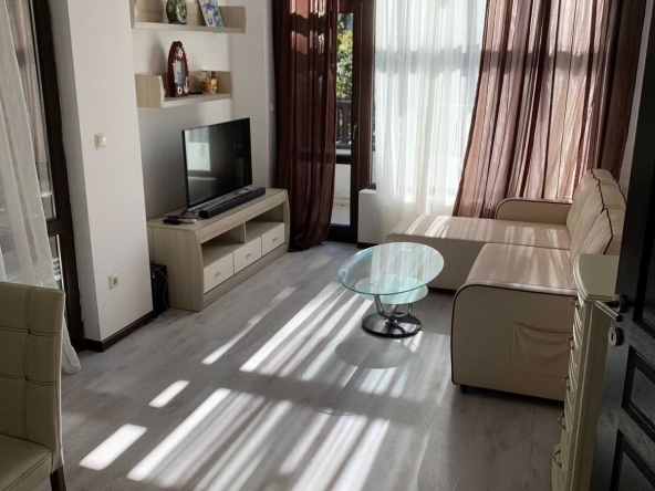 Двустаен апартамент в Приморско - 69 кв.м за 584 €/кв.м - Снимка #1