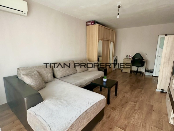 Двустаен апартамент в Бургас, Славейков - 61 кв.м за 2410 €/кв.м - Снимка #1