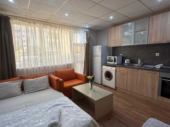 Дава се под наем Едностаен апартамент в Несебър - 40 кв.м за 275 € - Снимка #1