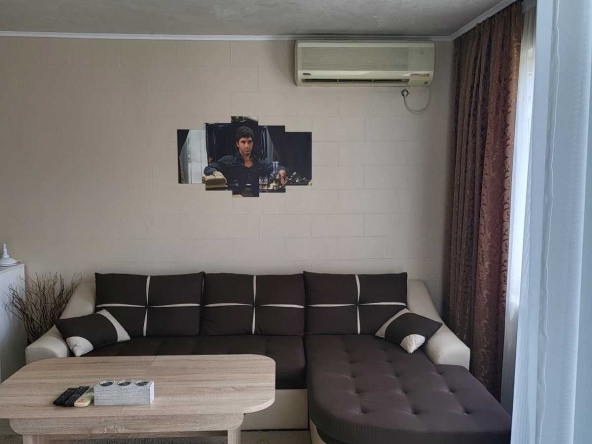 Дава се под наем Двустаен апартамент в к.к. Слънчев бряг - 65 кв.м за 500 € - Снимка #1