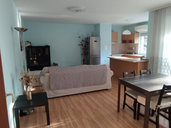 Дава се под наем Двустаен апартамент в София, Мусагеница - 60 кв.м за 650 € - Снимка #1