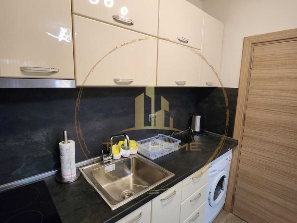 Дава се под наем Двустаен апартамент в Варна, Колхозен пазар - 57 кв.м за 400 € - Снимка #1