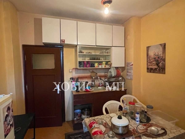 Двустаен апартамент в Пловдив, Център - 70 кв.м за 1619 €/кв.м - Снимка #1