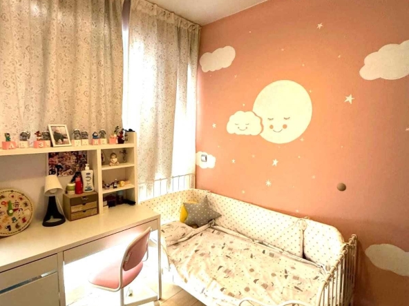 Тристаен апартамент в Варна, Цветен квартал - 80 кв.м за 2225 €/кв.м - Снимка #1