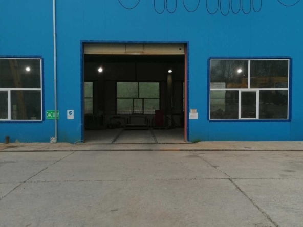 Промишлена сграда в с. Скалица, Област Ямбол - 750 кв.м за 276 €/кв.м - Снимка #1