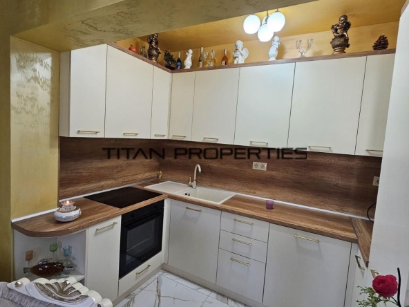 Тристаен апартамент в Бургас, Долно Езерово - 84 кв.м за 2381 €/кв.м - Снимка #1