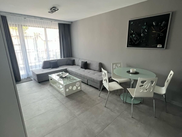 Дава се под наем Двустаен апартамент в Пловдив, Център - 70 кв.м за 637.5 € - Снимка #1