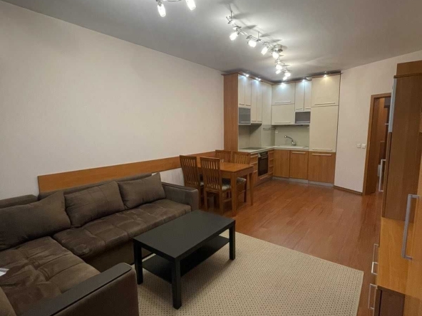 Дава се под наем Тристаен апартамент в София, Дианабад - 100 кв.м за 800.7 € - Снимка #1