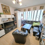 Двустаен апартамент в Перник, Център - 59 кв.м за 1530 €/кв.м - Снимка #1