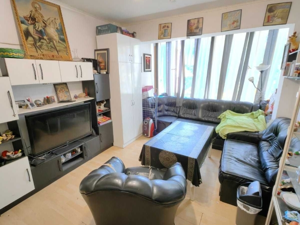 Двустаен апартамент в Перник, Център - 59 кв.м за 1530 €/кв.м - Снимка #1