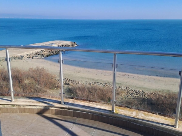 Двустаен апартамент в Бургас, Долно Езерово - 73 кв.м за 1507 €/кв.м - Снимка #1