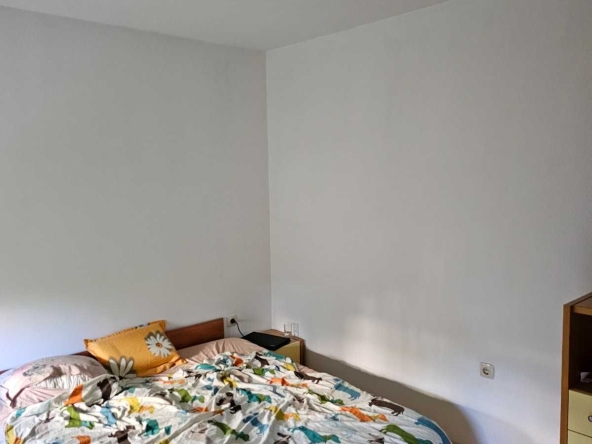 Дава се под наем Двустаен апартамент в Пловдив, Тракия - 80 кв.м за 382.5 € - Снимка #1