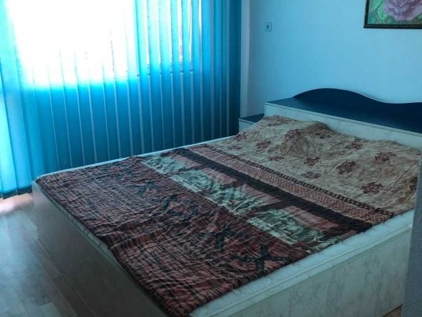 Къща в Обзор - 350 кв.м за 1629 €/кв.м - Снимка #1