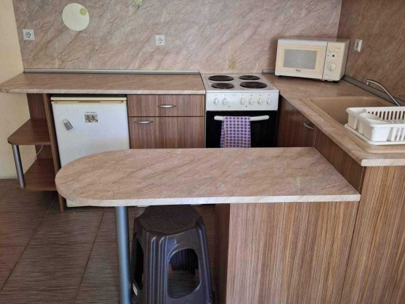 Дава се под наем Двустаен апартамент в Пловдив, Кършияка - 60 кв.м за 275 € - Снимка #1