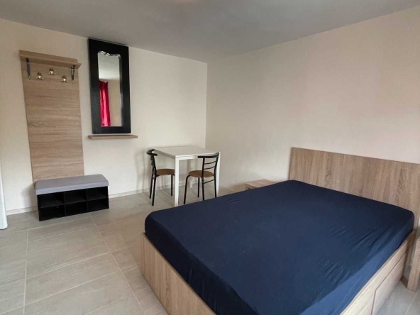 Дава се под наем Едностаен апартамент в Варна, Общината - 30 кв.м за 306 € - Снимка #1