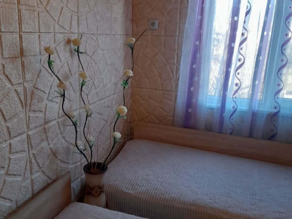 Етаж от къща в с. Хаджидимитрово, Област Стара Загора - 100 кв.м за 663 €/кв.м - Снимка #1
