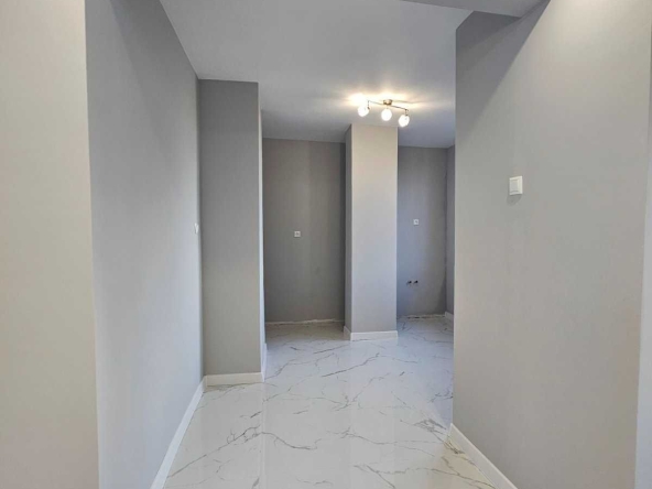 Тристаен апартамент в Казанлък - 100 кв.м за 1199 €/кв.м - Снимка #1